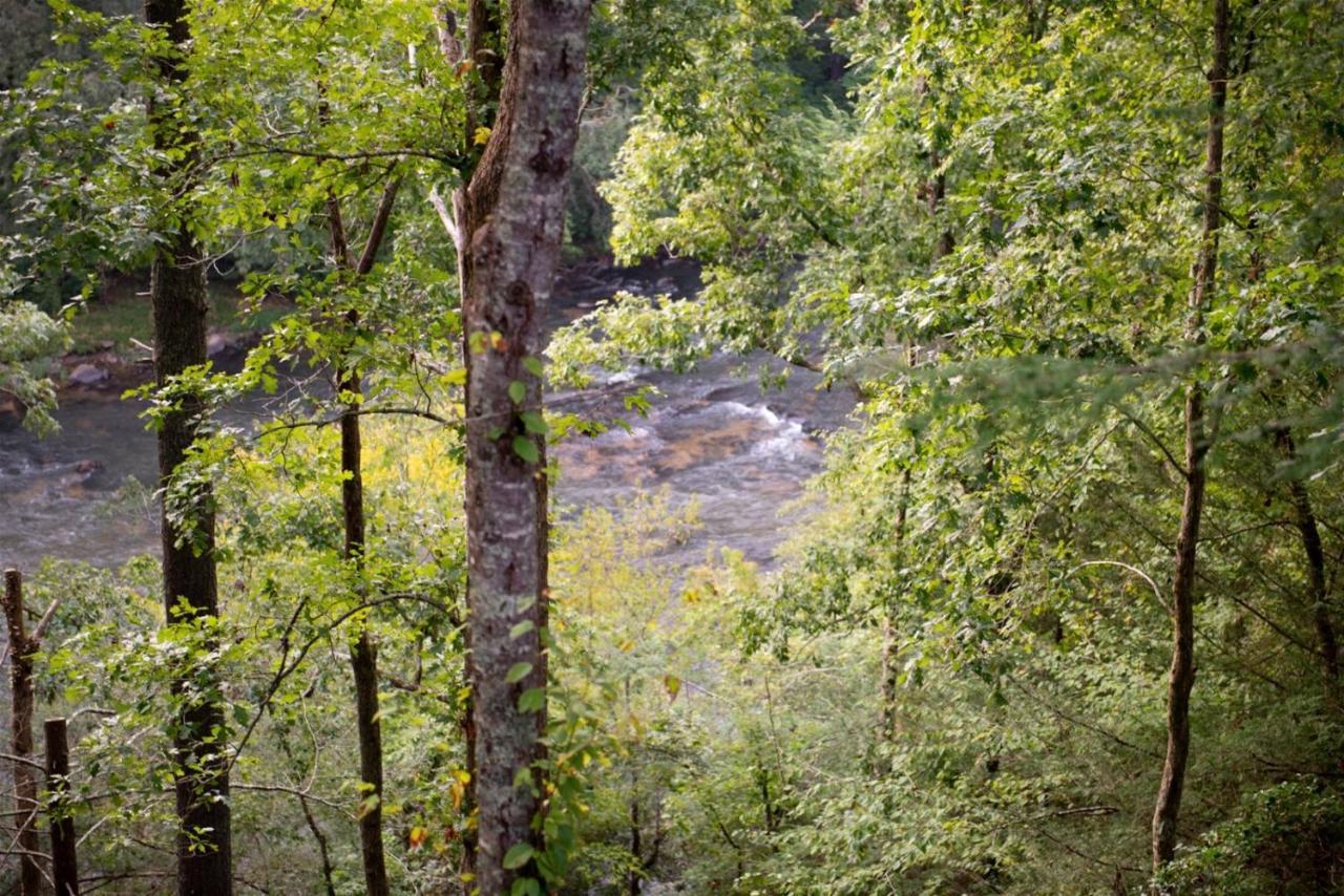 Rushing River Lodge Ellijay Exterior photo